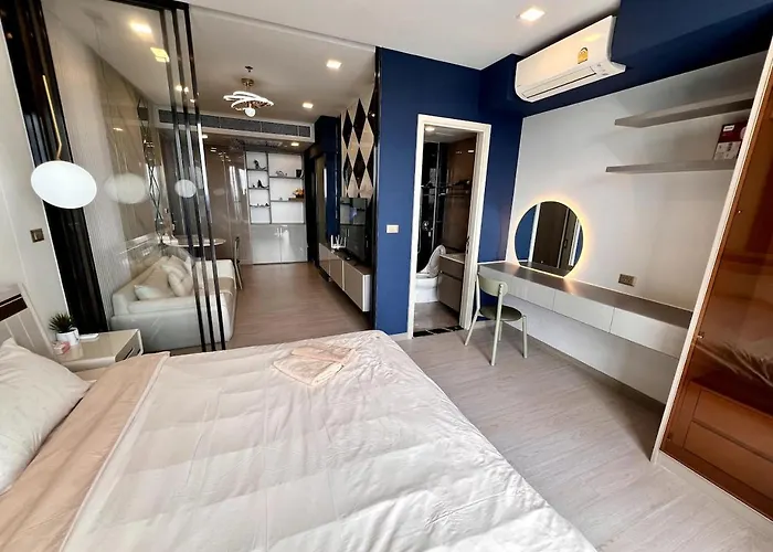 53fl Skyview With King Bed Pool And Gym Mrt200m Apartment Bangkok