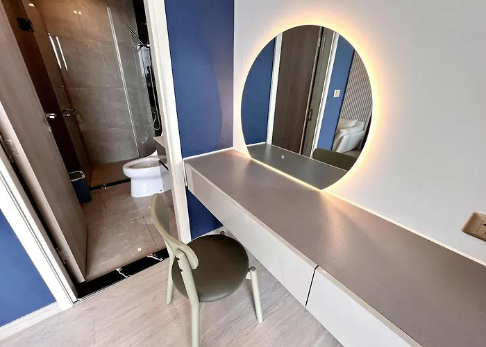 Apartment 53fl Skyview With King Bed Pool And Gym Mrt200m