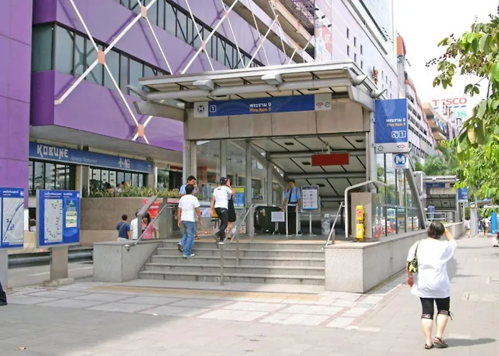 Apartment 53fl Skyview With King Bed Pool And Gym Mrt200m