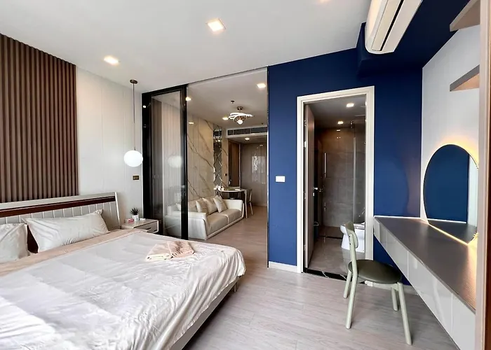 Apartment 53fl Skyview With King Bed Pool And Gym Mrt200m *